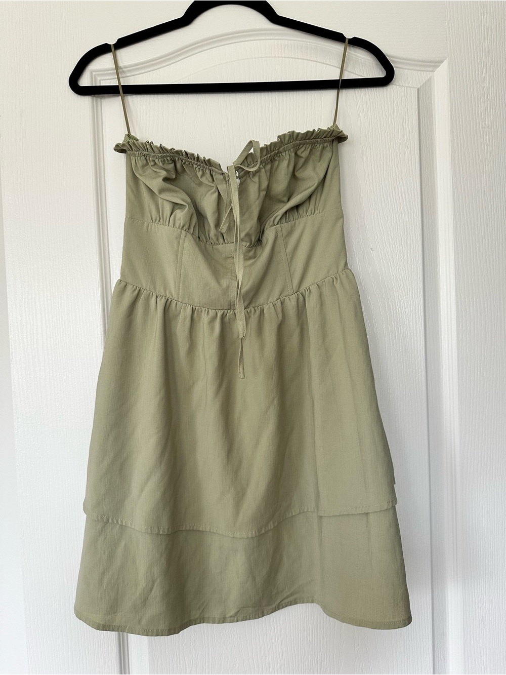 Le Lis Light Sage Gathered Waist Skirt